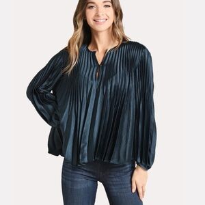 Vince Pleated Swing Top Blouse XXS Teal Holidays